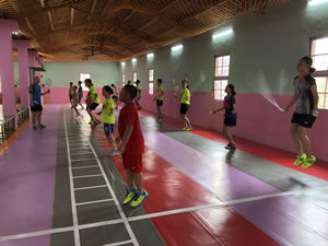 ������Сѧ����������Ӫ