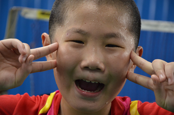 ���ѡ����ë����ѵ����