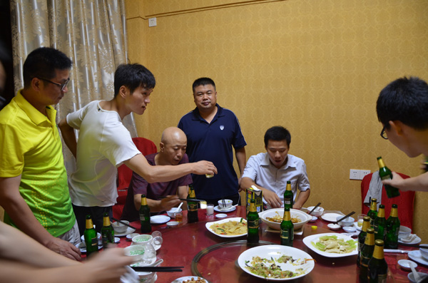 ����ë������ߺ��ӵ���������