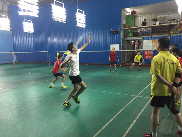 ���������˶������е���ë��˫��ͼƬ61