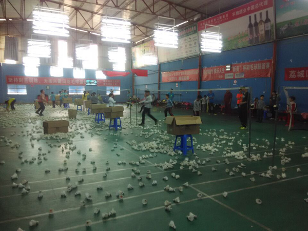 2015������Сѧ������ë����ѵ���ؿ����ϵ�ͼƬ130