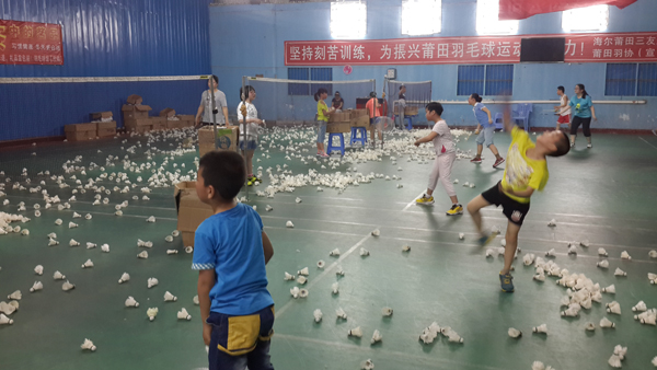 ����������ë����ѵ����4