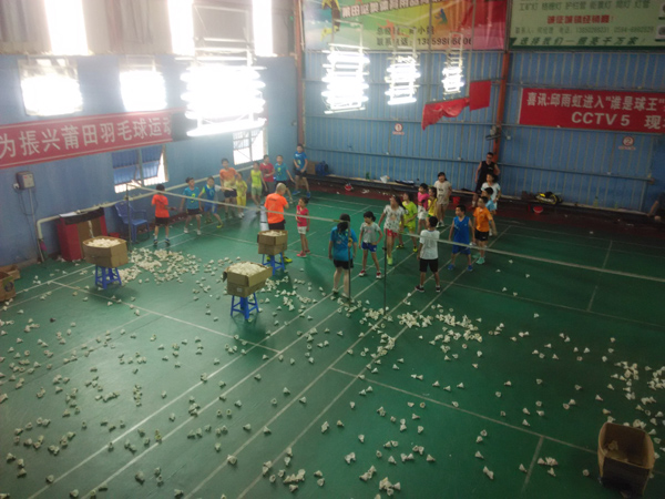 2015��������Сѧ����ٷż�ʱ��35