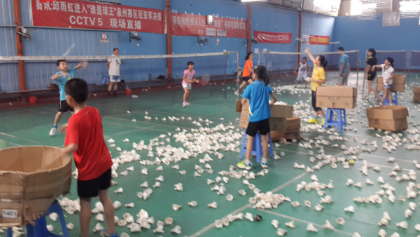 ���｡������ë����ѵ�����ֳ�ͼƬ40