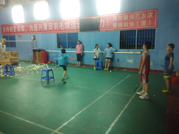 ������Сѧ����ë������ֳ�ͼƬ52