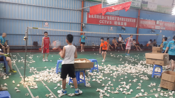 ������Сѧ����ٷż�ʱ����ë��44