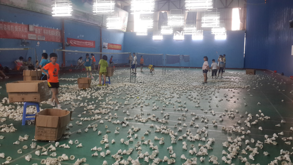 ������Сѧ����ٷż�ʱ����ë��45