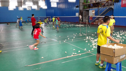 ������Сѧ�������˶���ë����ѵѵ������ͼƬ1520