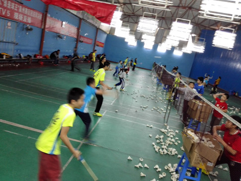 ����������ë����ѵ��ͼƬ02