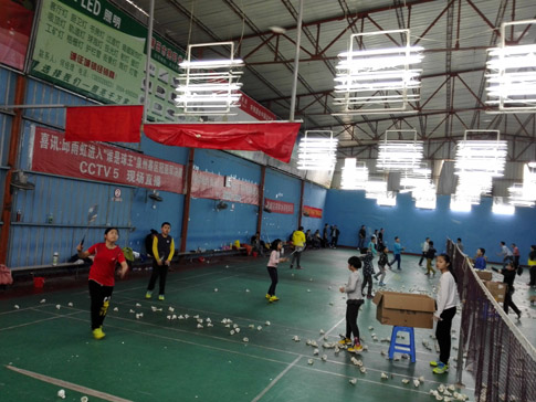 ������ѵ����ë��ѵ������ͼƬi