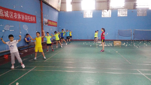 ���������ʱ�����ë��ѵ���еĻ���������ѵ��1022