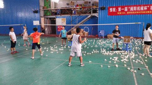 ����Сѧ�����ѧϰ�ƻ���ë����չѵ��06