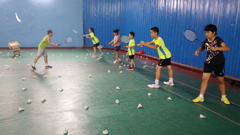 ������ѵ�����＾���������е���ë����ѵ�����011