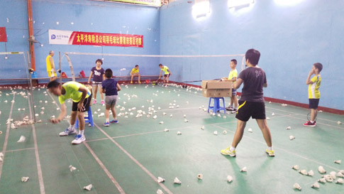 ������ѵ�����＾���������е���ë����ѵ�����1027