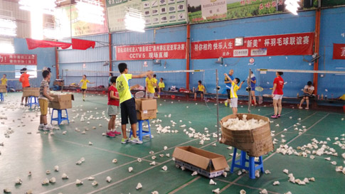 ѧ����ٰ�ȫ�����������ë��ѵ��ͼƬ1005