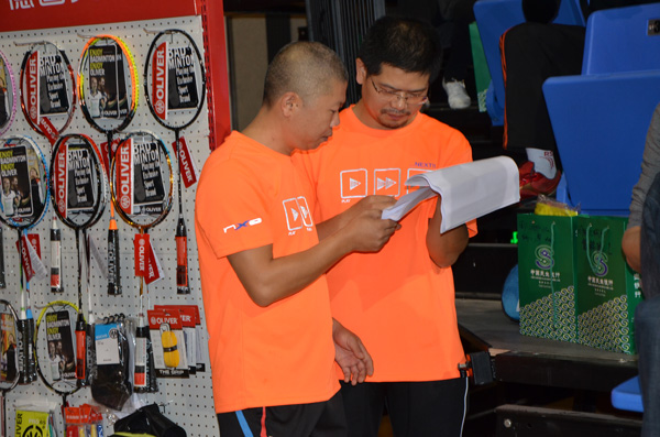 ��ë����������о�����