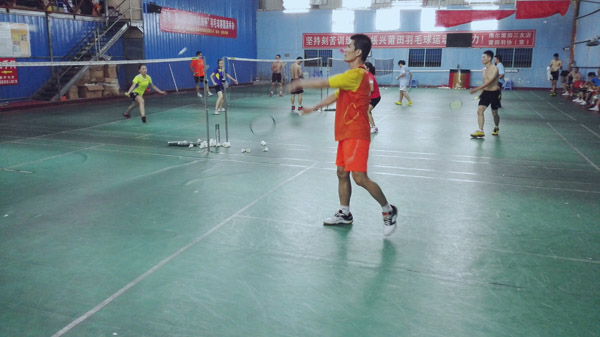 �����˷����������ë����ֲ�